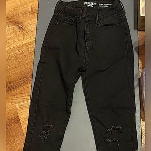 DENIZEN from Levi's Ultra High Rise Ankle Jegging Junior’s 0 Distressed Black